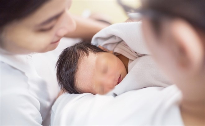 Chồng Liên Tục Nhận Tin Nhắn, Cuộc Gọi Chồng Liên Tục Nhận Tin Nhắn, Cuộc Gọi