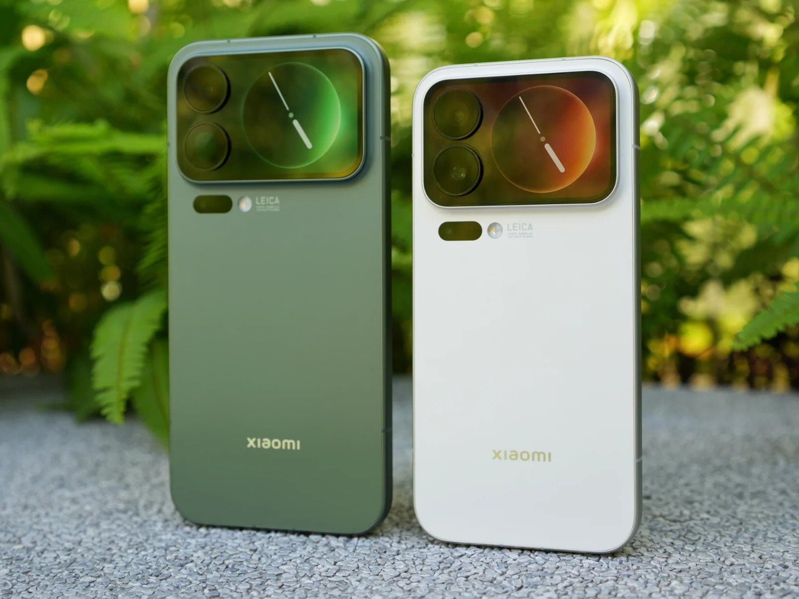 Cạn lời với Xiaomi: Có ai muốn mua một chiếc điện thoại "nhái" iPhone 17 Pro Max trắng trợn thế này không?- Ảnh 1.