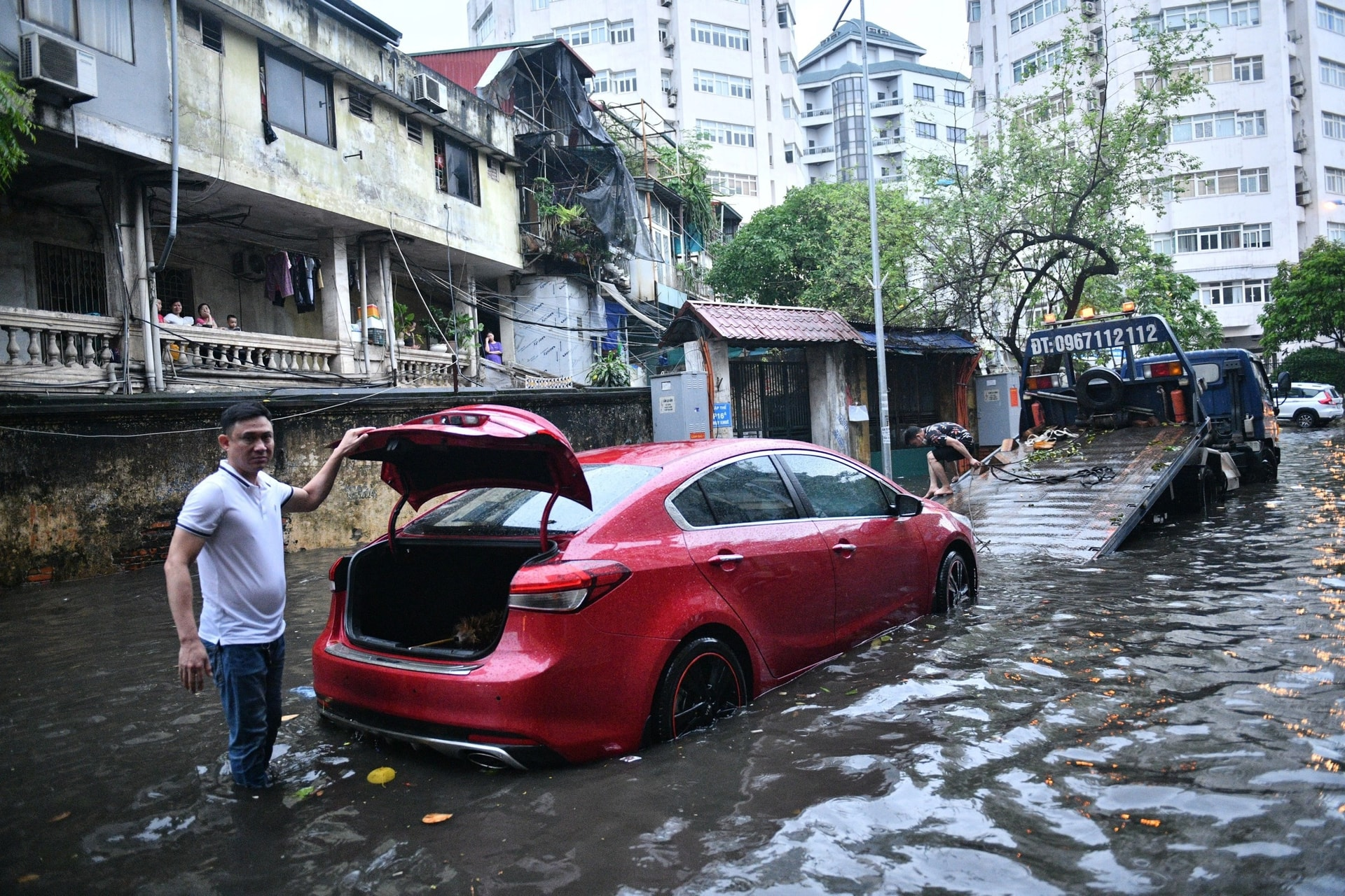 &Ocirc; t&ocirc; bị ngập nước: Khi n&agrave;o được bồi thường v&agrave; quy tr&igrave;nh cần biết- Ảnh 3.