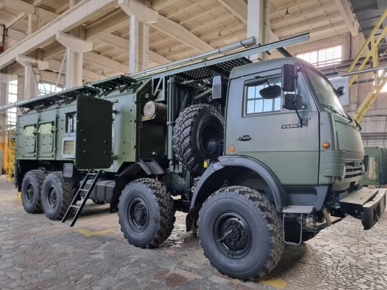 R&ograve; rỉ h&igrave;nh ảnh Nga sản xuất hệ thống t&aacute;c chiến điện tử cho kh&aacute;ch h&agrave;ng b&iacute; mật- Ảnh 1.