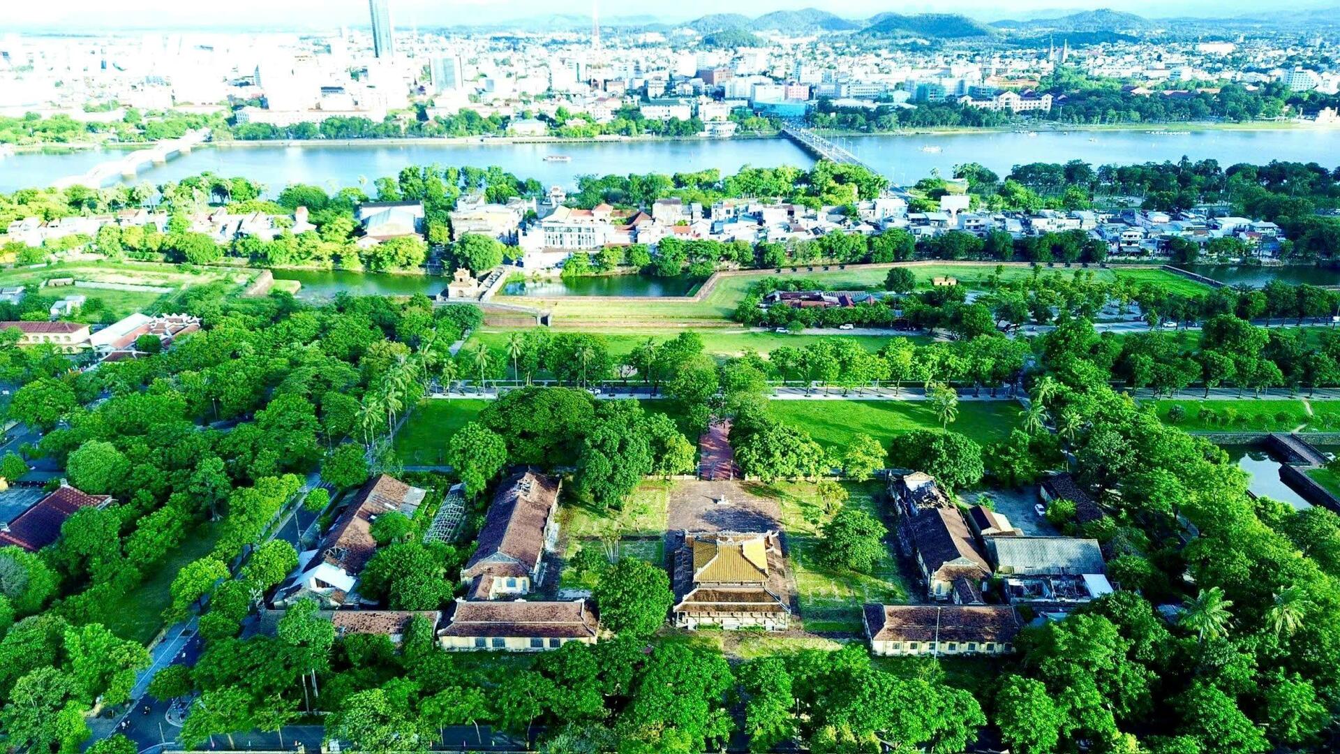 Cảnh hoang tàn khó tin tại Quốc Tử Giám triều Nguyễn trước khi chi 108 tỷ đại tu- Ảnh 2. Cảnh hoang tàn khó tin tại Quốc Tử Giám triều Nguyễn trước khi chi 108 tỷ đại tu- Ảnh 2.