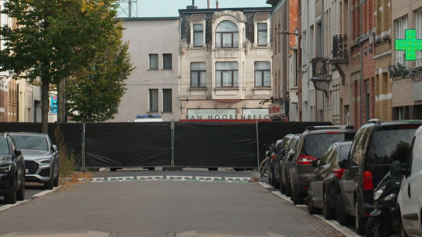 Nh&oacute;m thanh ni&ecirc;n l&ecirc;n kế hoạch &aacute;m s&aacute;t Thủ tướng Bỉ bằng m&aacute;y bay kh&ocirc;ng người l&aacute;i- Ảnh 2.