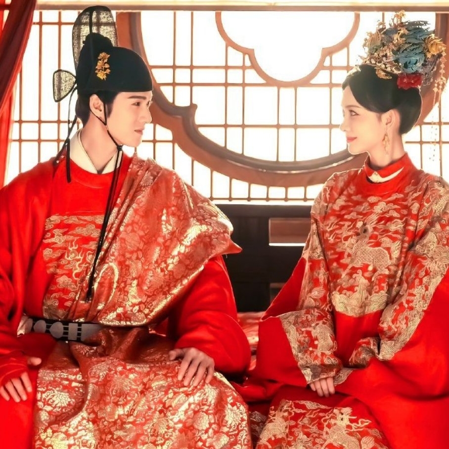 1 cặp đôi phim giả tình thật lộ clip lén lút hẹn hò: Nhà trai vừa đẹp vừa giỏi, nhà gái hot ơi là hot- Ảnh 4.