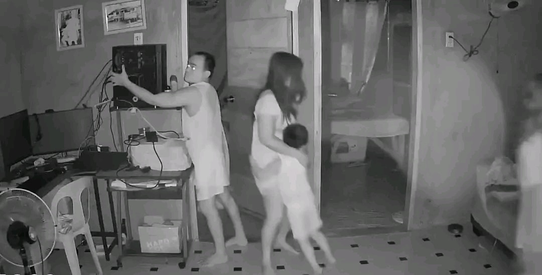 Trích xuất camera chạy bão, 2 thứ tài sản được cặp vợ chồng ra sức bảo vệ gây tranh luận dữ dội- Ảnh 1. Trích xuất camera chạy bão, 2 thứ tài sản được cặp vợ chồng ra sức bảo vệ gây tranh luận dữ dội- Ảnh 1.