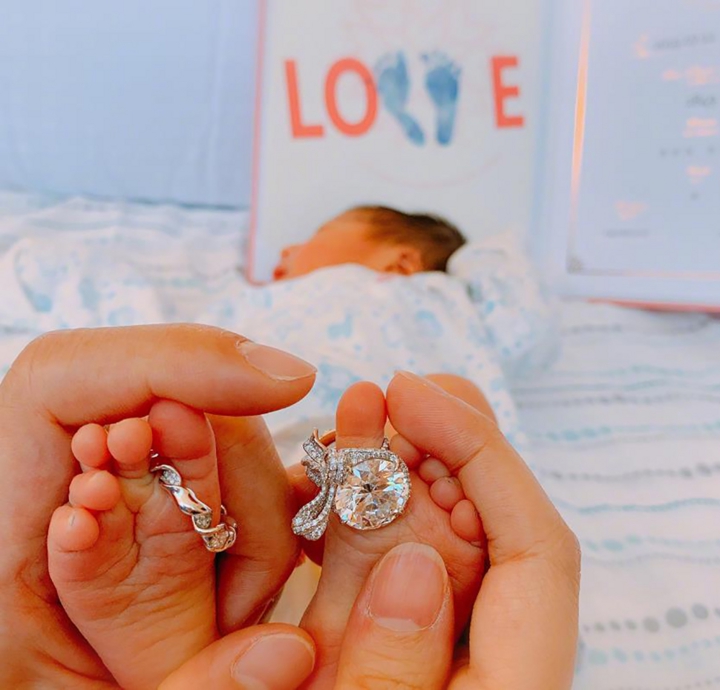 Góc khuất cưới đại gia nhưng như "người giúp việc" của nữ diễn viên phim giờ vàng- Ảnh 2. Góc khuất cưới đại gia nhưng như "người giúp việc" của nữ diễn viên phim giờ vàng- Ảnh 2.