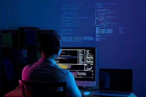 Thách thức lớn khi AI bùng nổ, kỹ sư công nghệ Ấn Độ lại sẵn sàng làm việc với mức lương thấp hơn 20% so với nhân sự Việt Nam- Ảnh 1.