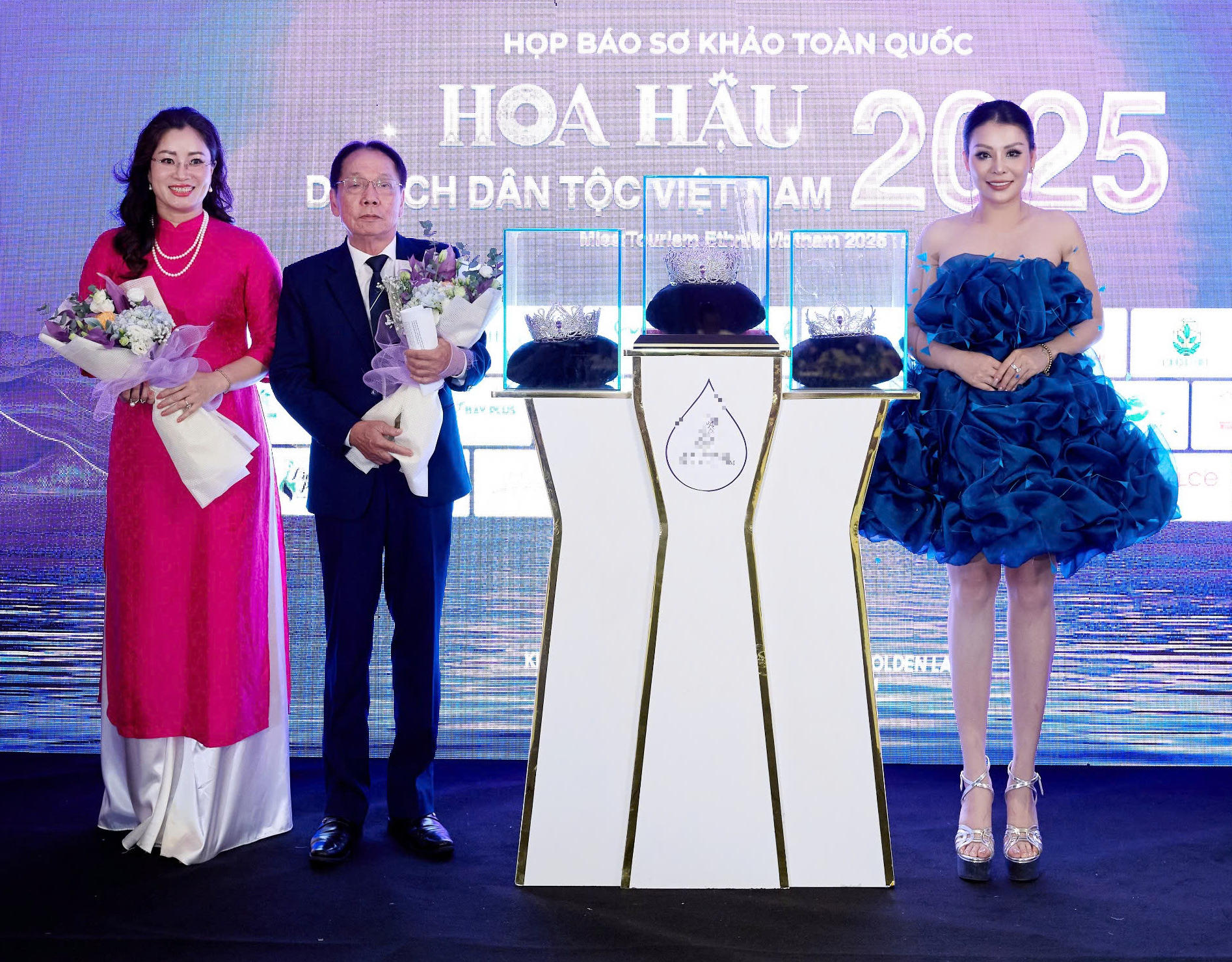 Lộ diện vương miện "Hoa Ban Tím" của Hoa hậu Du lịch Dân tộc Việt Nam 2025- Ảnh 3. Lộ diện vương miện "Hoa Ban Tím" của Hoa hậu Du lịch Dân tộc Việt Nam 2025- Ảnh 3.
