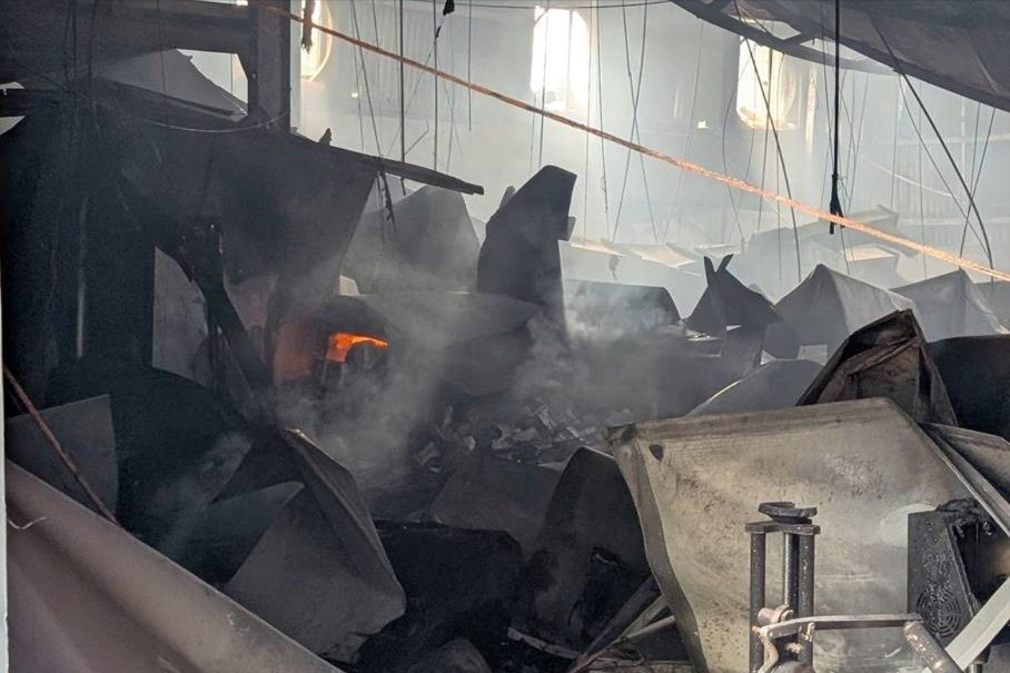 Công an Hà Nội thông tin nguyên nhân vụ cháy, nổ nhà xưởng khiến 1 người tử vong- Ảnh 1.