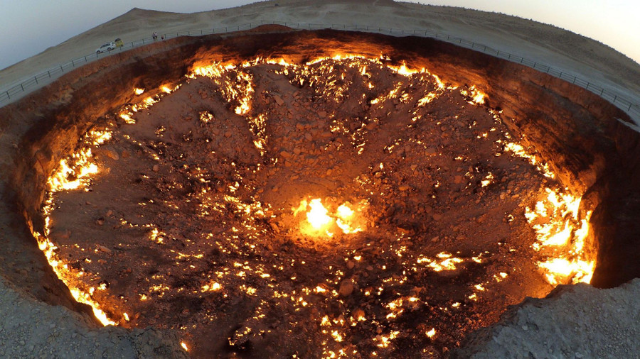 'Cổng địa ngục' giữa sa mạc- Ảnh 6.