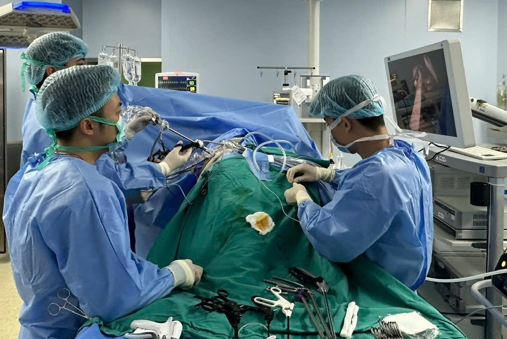 Bệnh nhân đầu tiên tại Việt Nam được ghép thận tự thân- Ảnh 1. Bệnh nhân đầu tiên tại Việt Nam được ghép thận tự thân- Ảnh 1.