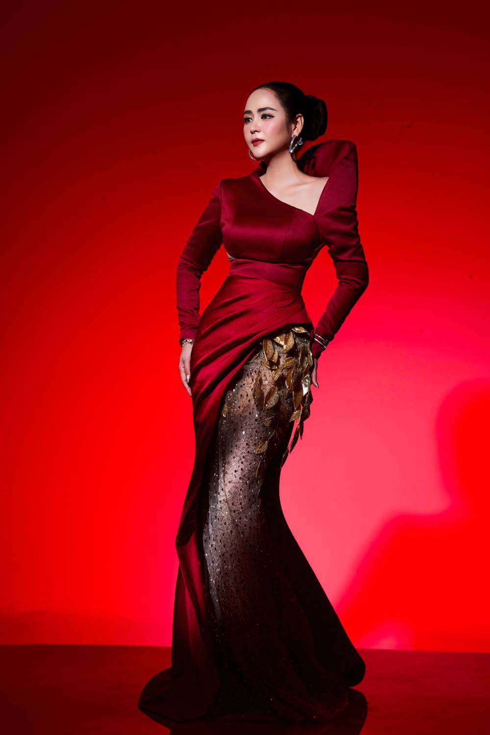 Lý do Thanh Hương Bùi diễn show Shanghai Fashion Week SS26 vào ngày 13/10- Ảnh 3.