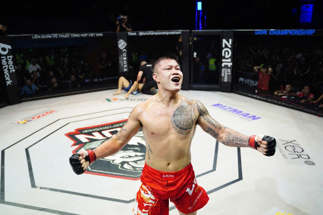 Lion Championship 27: Lý Văn Huỳnh thắng knock-out, tiến gần ngôi vương hạng 77kg- Ảnh 1.