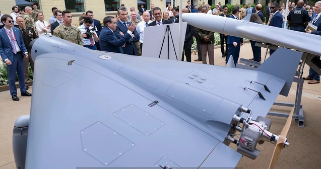 Mỹ chạy đua sản xuất UAV cảm tử kiểu Shahed-136- Ảnh 1. Mỹ chạy đua sản xuất UAV cảm tử kiểu Shahed-136- Ảnh 1.