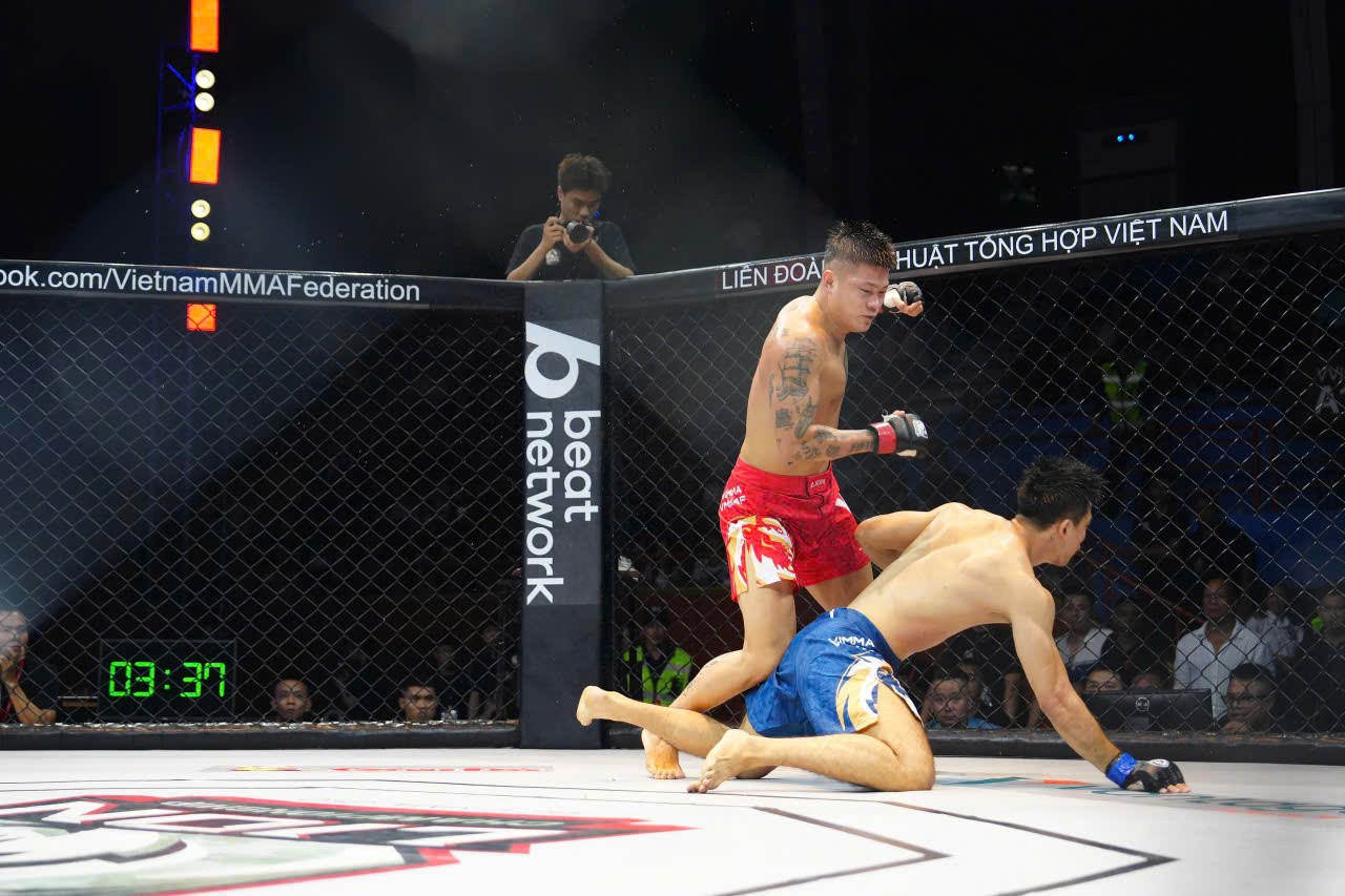 Lion Championship 27: Lý Văn Huỳnh thắng knock-out, tiến gần ngôi vương hạng 77kg- Ảnh 4.