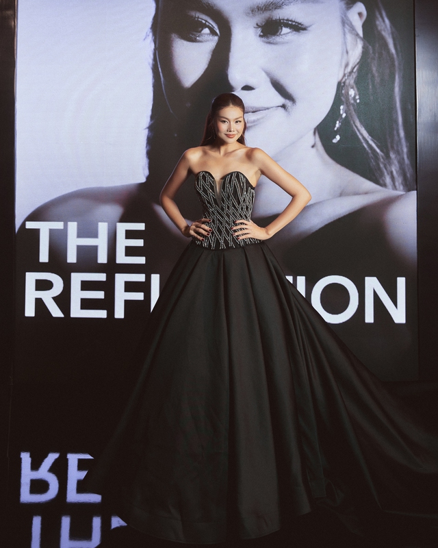 Thanh Hằng tái xuất sàn catwalk, được đón nhận ra sao?- Ảnh 2. Thanh Hằng tái xuất sàn catwalk, được đón nhận ra sao?- Ảnh 2.