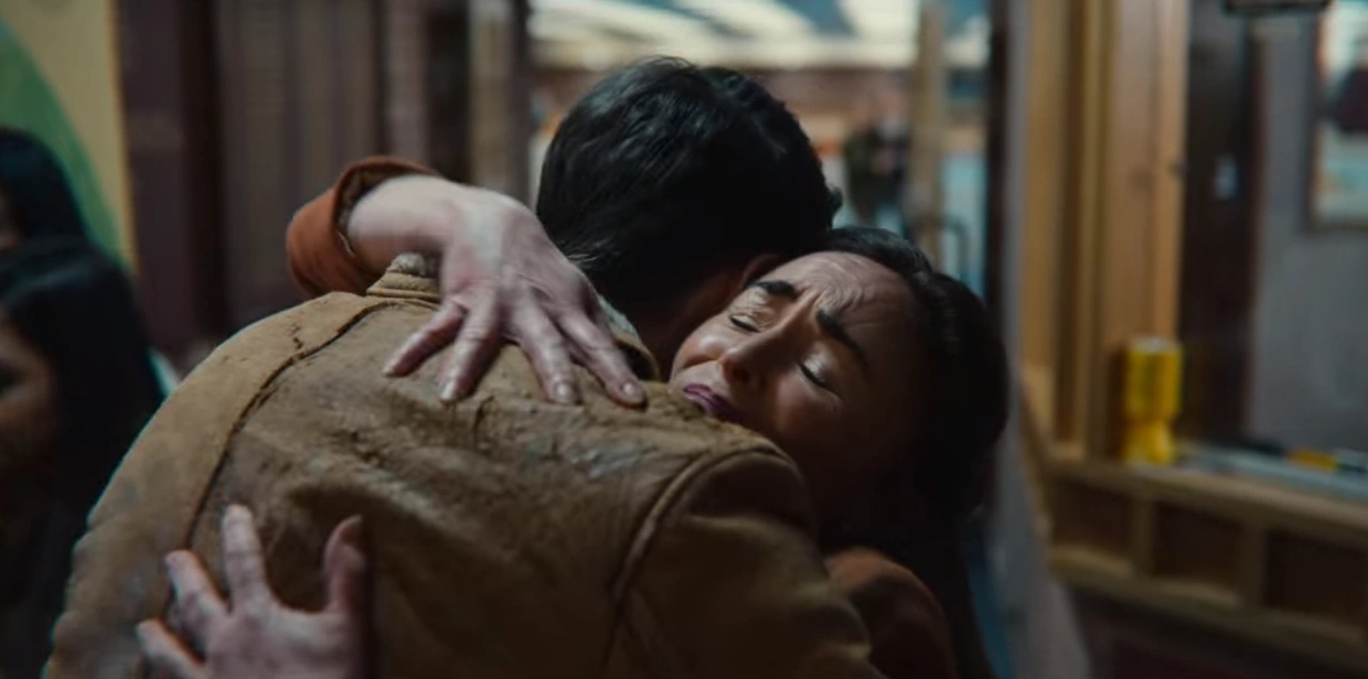 Xem phim Sex Education, t&ocirc;i nhớ đến ng&agrave;y mẹ chồng bật kh&oacute;c trước mặt t&ocirc;i: Một b&agrave;i học để đời!