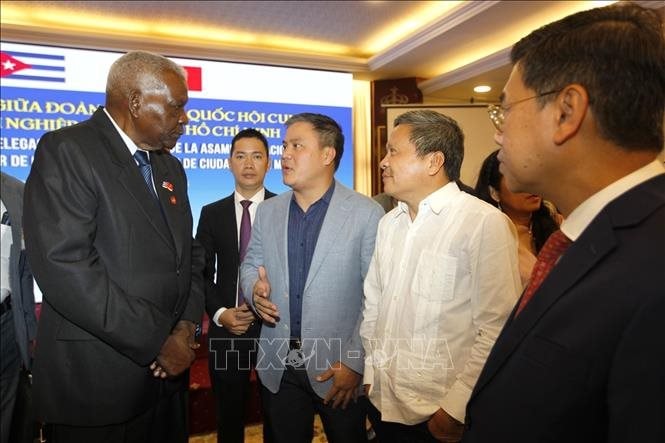 DN Việt Nam mang UAV đến Cuba làm một việc góp phần thay đổi ngành có tác động lớn đến 11 triệu dân