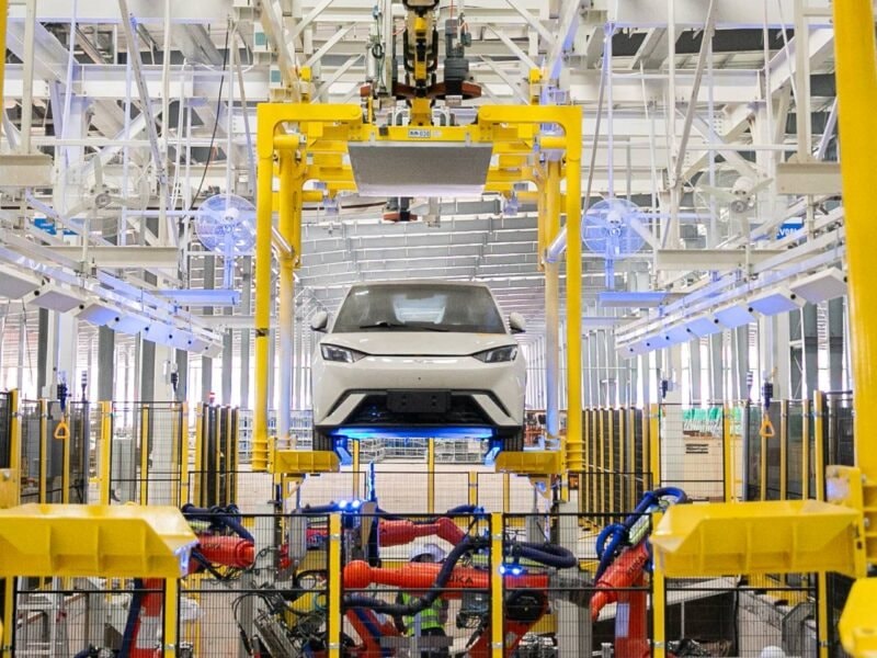 Lấy đất từ Ford, BYD rót hơn 25.000 tỷ đồng xây dựng “siêu nhà máy” tại quốc gia BRICS sát Mỹ, dự kiến công suất hơn 300.000 xe điện/năm- Ảnh 1.
