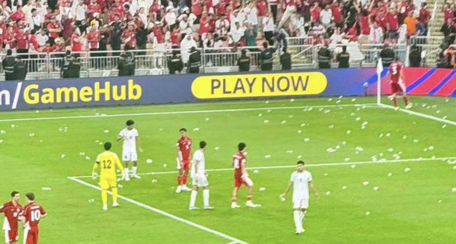 Hết cửa đi World Cup, đội trưởng Indonesia chỉ trích trọng tài Trung Quốc, hé lộ "drama" sau trận- Ảnh 2.