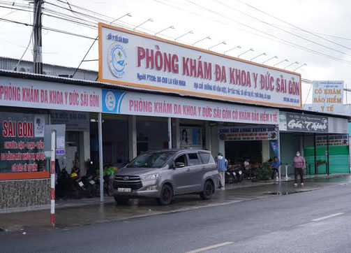 Công an xác minh vụ "bác sĩ" dùng bằng không hợp pháp khám 4.544 lượt người- Ảnh 1.