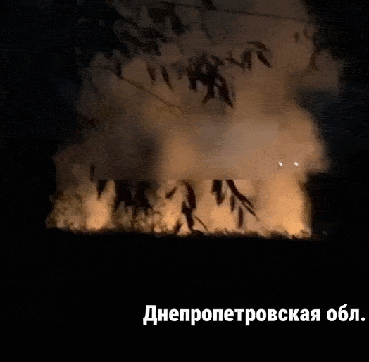 Chưa từng có tiền lệ: Nổ liên hoàn ở Ukraine, báo Nga đưa tin ông Zelensky rời Kiev - Ông Putin ra tuyên bố nóng- Ảnh 4. Chưa từng có tiền lệ: Nổ liên hoàn ở Ukraine, báo Nga đưa tin ông Zelensky rời Kiev - Ông Putin ra tuyên bố nóng- Ảnh 4.