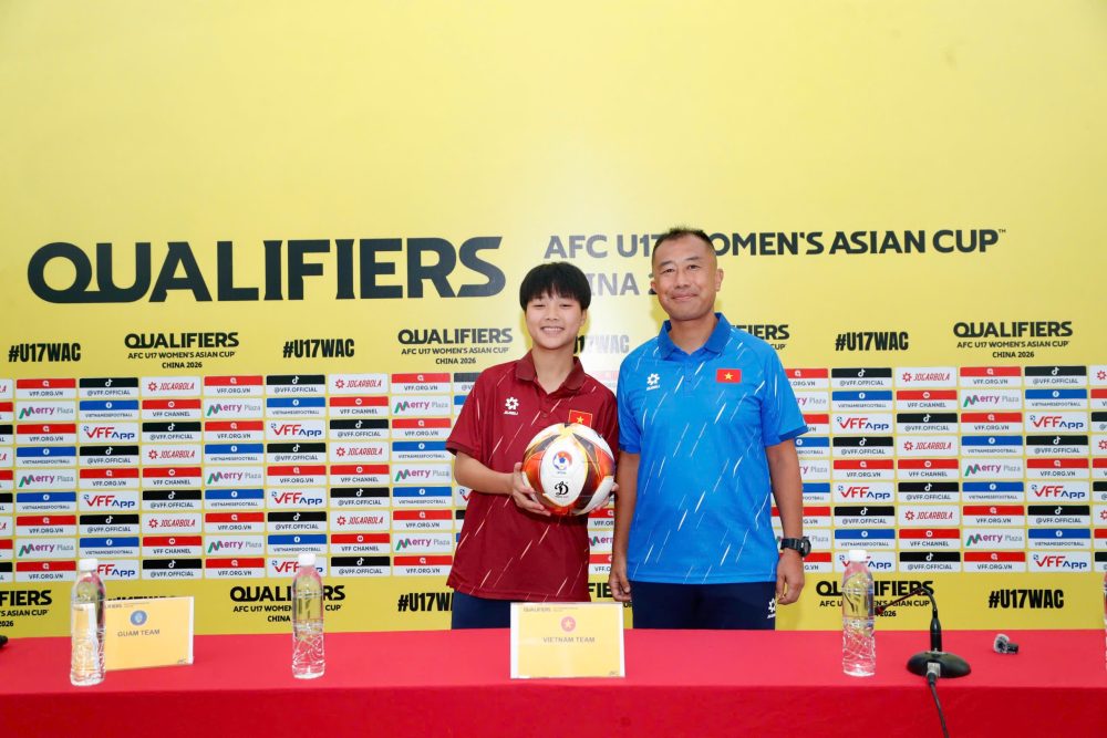 HLV bóng đá U17 nữ Việt Nam hứa mang đến lối chơi đẹp mắt- Ảnh 1. HLV bóng đá U17 nữ Việt Nam hứa mang đến lối chơi đẹp mắt- Ảnh 1.