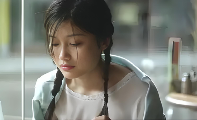 Mỗi lần mẹ tôi gọi điện đều bắt đầu bằng lời trách móc, nhưng kết thúc lại là câu hỏi: “Chồng mày có thương mày thật không?”- Ảnh 1.