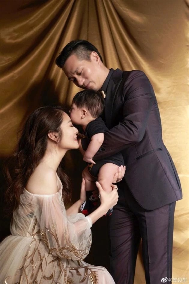 "Nữ diễn viên phim giờ vàng" được chồng đại gia thưởng nóng bao nhiêu khi sinh con?- Ảnh 2. "Nữ diễn viên phim giờ vàng" được chồng đại gia thưởng nóng bao nhiêu khi sinh con?- Ảnh 2.