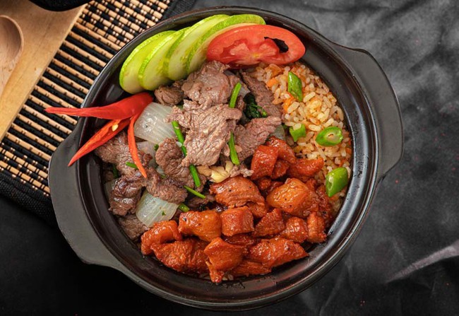 “Tồn tại không có nghĩa là đúng”: Chuyên gia truyền thông Hạ Hồng Việt nói về tư duy trịch thượng trong kinh doanh F&B - Ảnh 2.