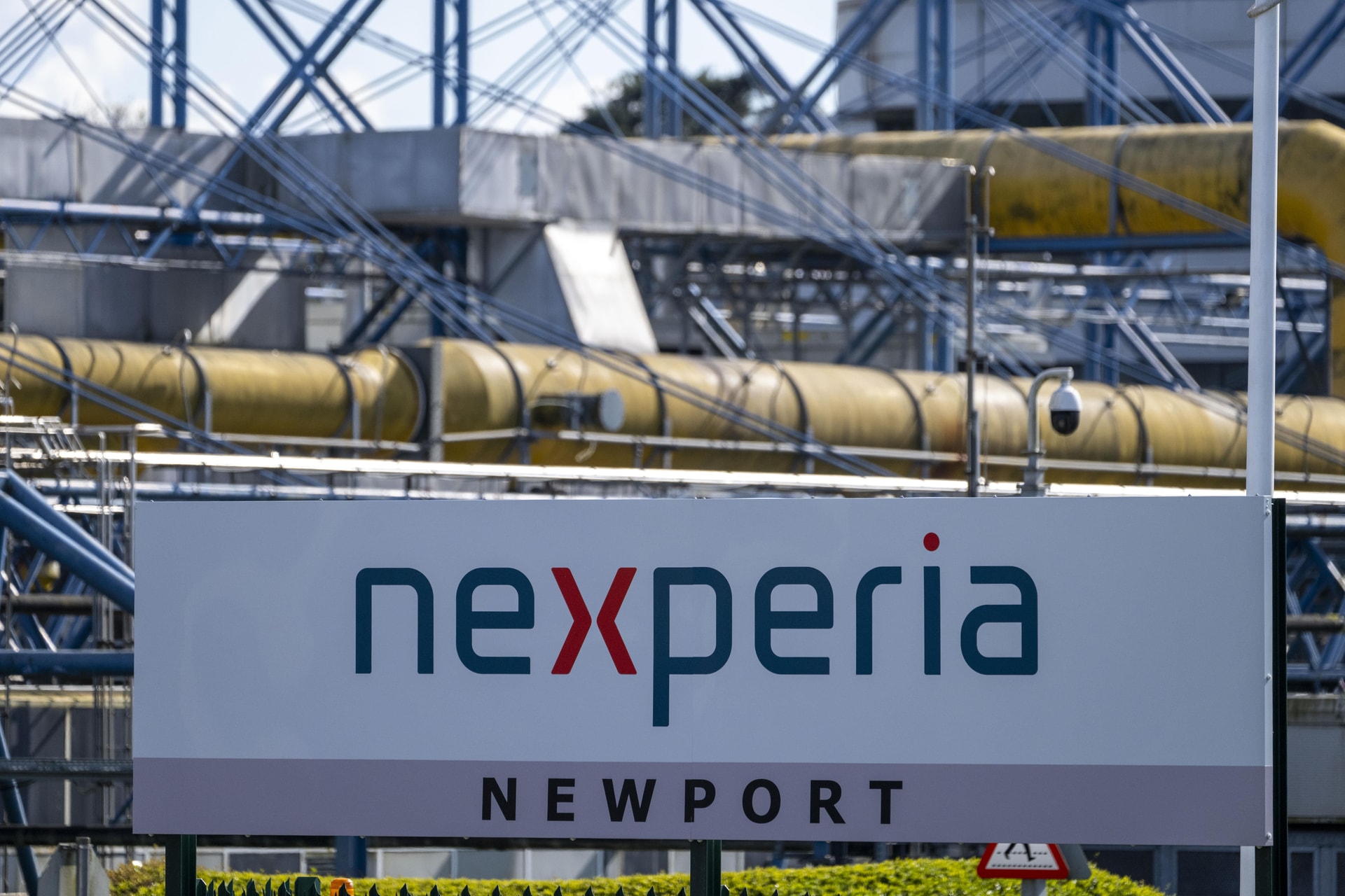 Nước ch&acirc;u &Acirc;u bất ngờ &ldquo;tịch thu&rdquo; c&ocirc;ng ty chip Trung Quốc sau khi Bắc Kinh ban h&agrave;nh c&aacute;c biện ph&aacute;p hạn chế ng&agrave;nh b&aacute;n dẫn- Ảnh 1.