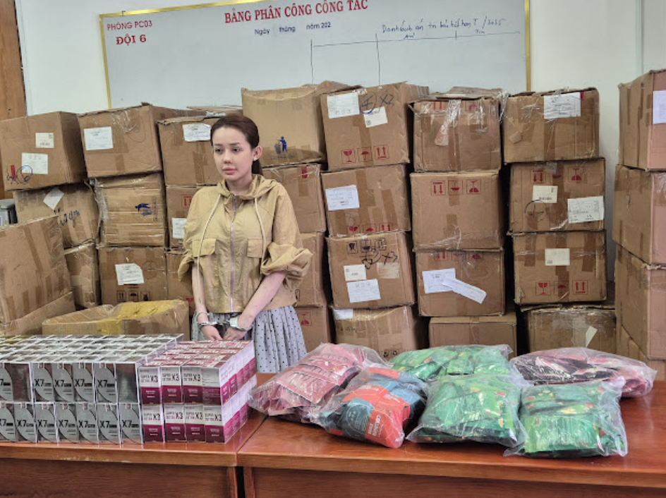 Sốc với số tiền Ngân 98 thu về từ hoạt động kinh doanh- Ảnh 1. Sốc với số tiền Ngân 98 thu về từ hoạt động kinh doanh- Ảnh 1.