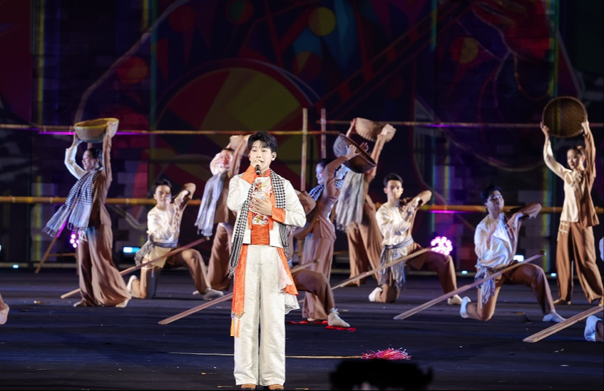 Tiêu Minh Phụng Tiêu Minh Phụng