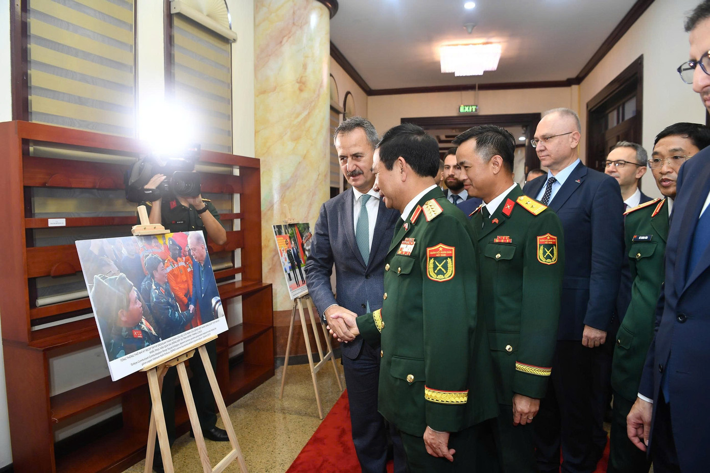 Việt Nam mua sắm trang thiết bị quốc phòng nhằm tăng cường khả năng phòng thủ- Ảnh 2.