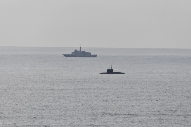 Một t&agrave;u ngầm Nga bất ngờ nổi l&ecirc;n ngo&agrave;i khơi bờ biển Ph&aacute;p- Ảnh 1.