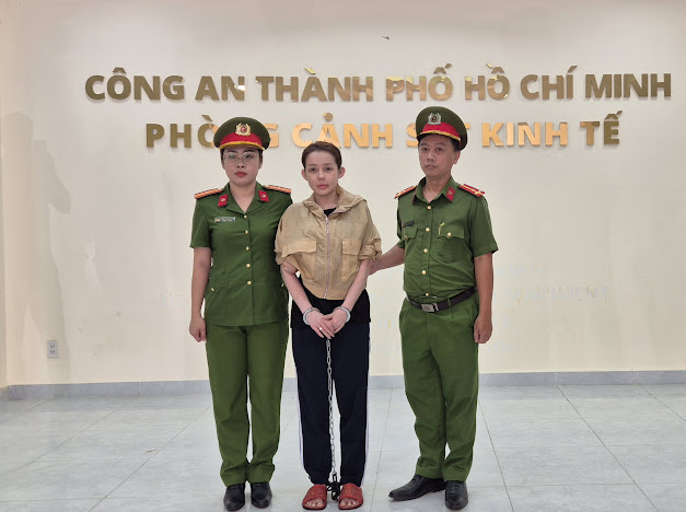 Vì sao Võ Thị Ngọc Ngân (Ngân 98) bị bắt tạm giam?- Ảnh 1.