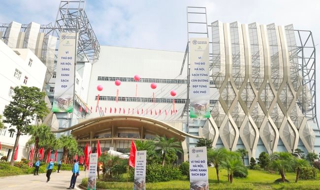 Hà Nội khánh thành Nhà máy điện rác Sóc Sơn: xử lý 5.000 tấn rác mỗi ngày, phát điện 90 MW, lớn nhất Đông Nam Á, lớn thứ 2 thế giới- Ảnh 1.