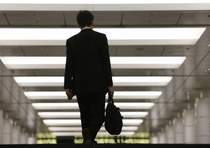 Cụ &ocirc;ng 80 tuổi 