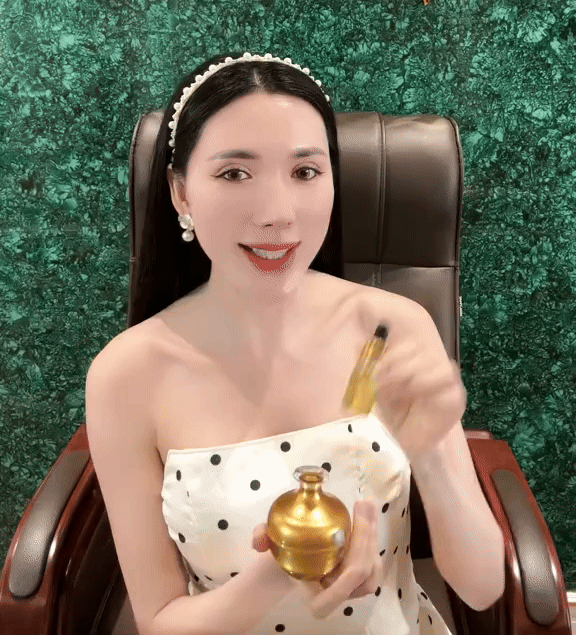 “Đối thủ của Ngân 98 “Đối thủ của Ngân 98