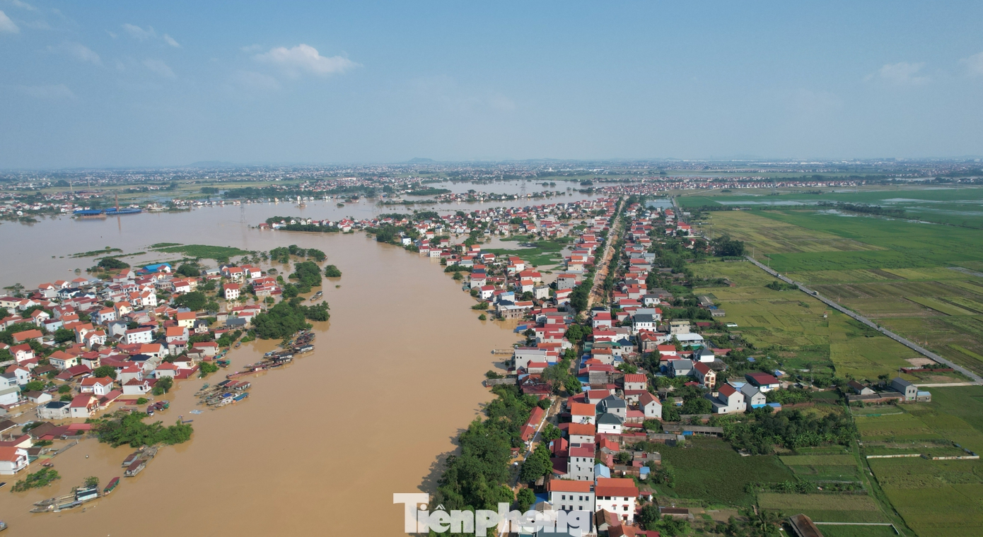 Hà Nội đề xuất xây cống qua đường sắt gặp sự cố, di dời 800 hộ dân vào trong đê- Ảnh 2. Hà Nội đề xuất xây cống qua đường sắt gặp sự cố, di dời 800 hộ dân vào trong đê- Ảnh 2.