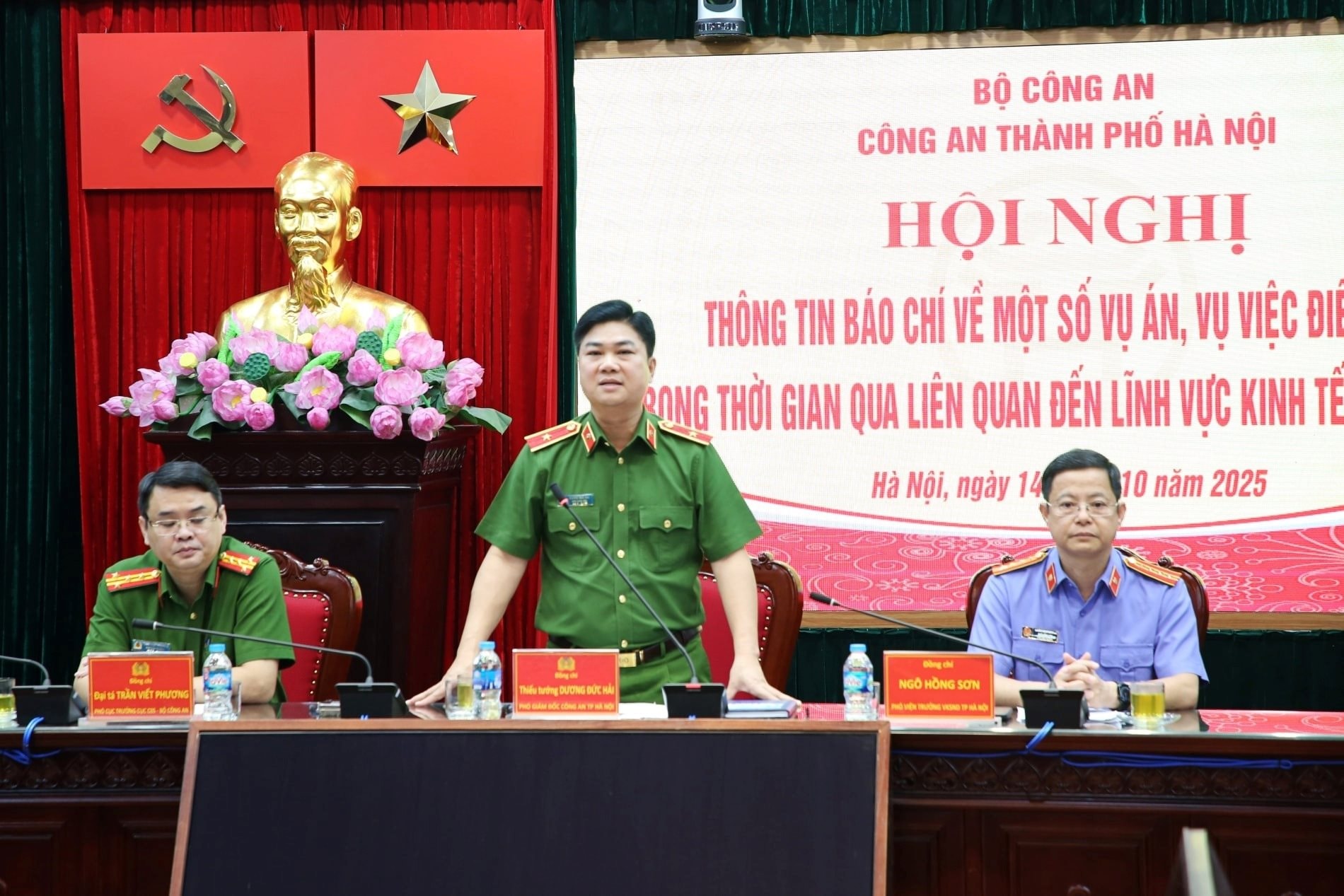 Điều tra công ty sản xuất 3 triệu bình chữa cháy giả, doanh thu 1.000 tỷ đồng, gây hoạ trong các vụ cháy gần đây - Ảnh 2. Điều tra công ty sản xuất 3 triệu bình chữa cháy giả, doanh thu 1.000 tỷ đồng, gây hoạ trong các vụ cháy gần đây - Ảnh 2.