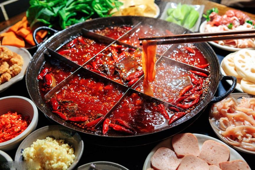 Món bán đầy vỉa hè Việt lên đài Hàn Quốc, một suất 3-4 người ăn, du khách nhận xét: "Đúng là tuyệt tác!"- Ảnh 7. Món bán đầy vỉa hè Việt lên đài Hàn Quốc, một suất 3-4 người ăn, du khách nhận xét: "Đúng là tuyệt tác!"- Ảnh 7.