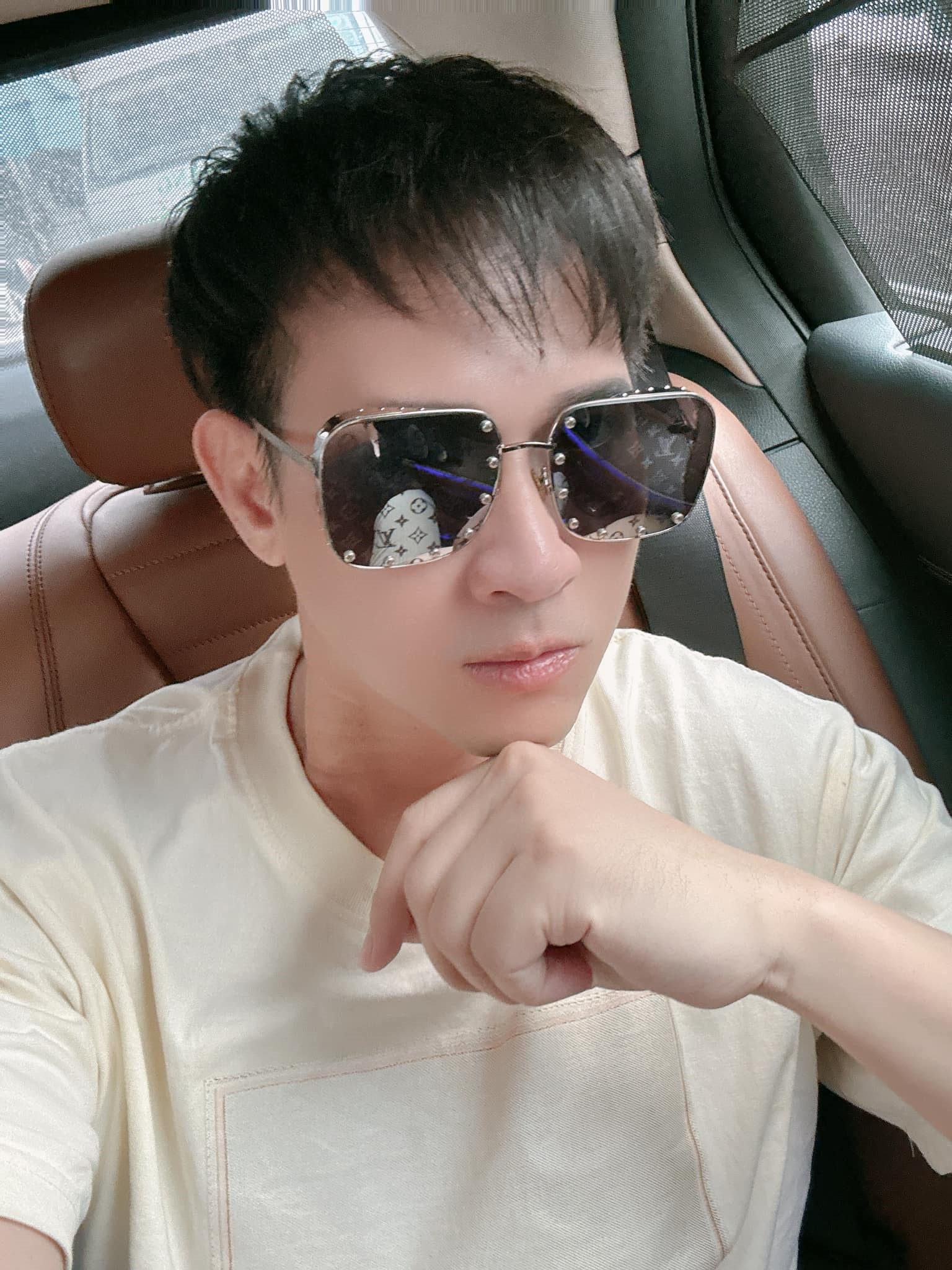 Nam ca sĩ U50 lên chức Viện phó, sở hữu khối tài sản “khủng” ít ai biết- Ảnh 3.