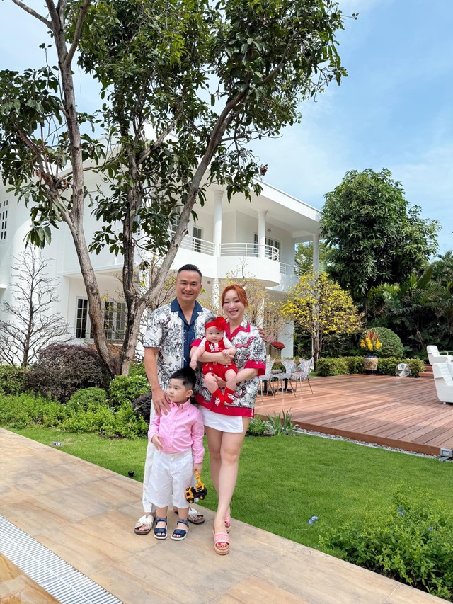 Nam nghệ sĩ cưới vợ đại gia, giờ là giám đốc bảo tàng, sở hữu bất động sản từ Việt Nam đến nước Anh- Ảnh 3. Nam nghệ sĩ cưới vợ đại gia, giờ là giám đốc bảo tàng, sở hữu bất động sản từ Việt Nam đến nước Anh- Ảnh 3.