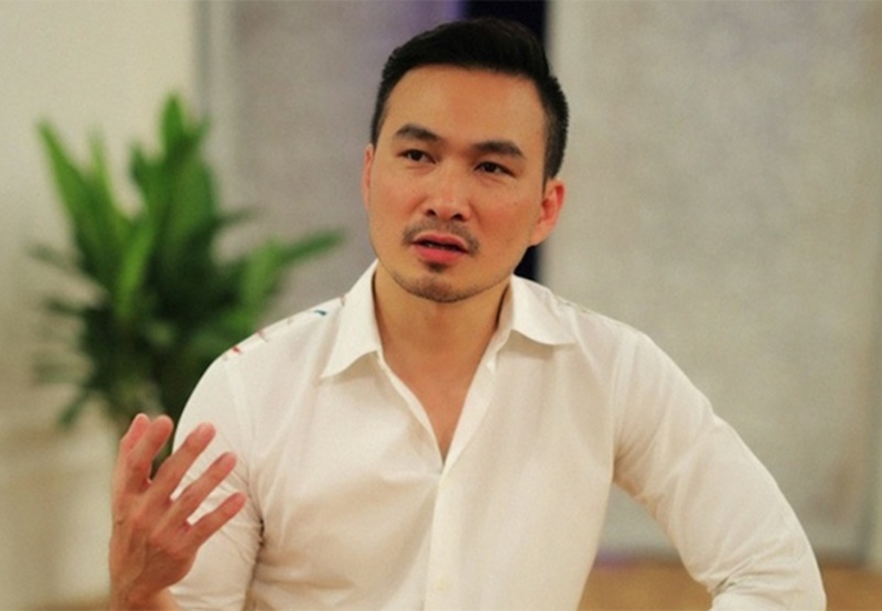 Nam nghệ sĩ cưới vợ đại gia, giờ là giám đốc bảo tàng, sở hữu bất động sản từ Việt Nam đến nước Anh- Ảnh 1. Nam nghệ sĩ cưới vợ đại gia, giờ là giám đốc bảo tàng, sở hữu bất động sản từ Việt Nam đến nước Anh- Ảnh 1.
