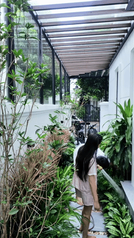 Doãn Hải My khoe visual tiểu thư sang chảnh, lộ rõ vòng 2 giữa tin đồn mang bầu- Ảnh 5. Doãn Hải My khoe visual tiểu thư sang chảnh, lộ rõ vòng 2 giữa tin đồn mang bầu- Ảnh 5.