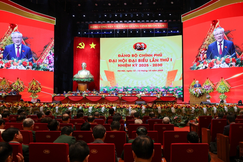 Phó Thủ tướng Nguyễn Hòa Bình: Quy mô GDP Việt Nam đạt trên 510 tỷ USD năm 2025, trở thành nền kinh tế lớn thứ 32 thế giới- Ảnh 4. Phó Thủ tướng Nguyễn Hòa Bình: Quy mô GDP Việt Nam đạt trên 510 tỷ USD năm 2025, trở thành nền kinh tế lớn thứ 32 thế giới- Ảnh 4.