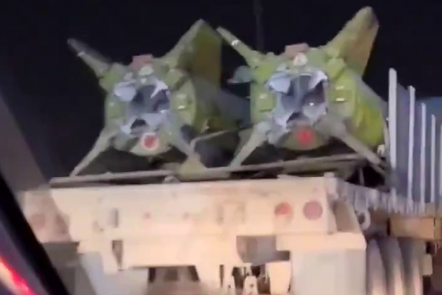 Afghanistan di chuyển tên lửa tới biên giới Pakistan- Ảnh 1.