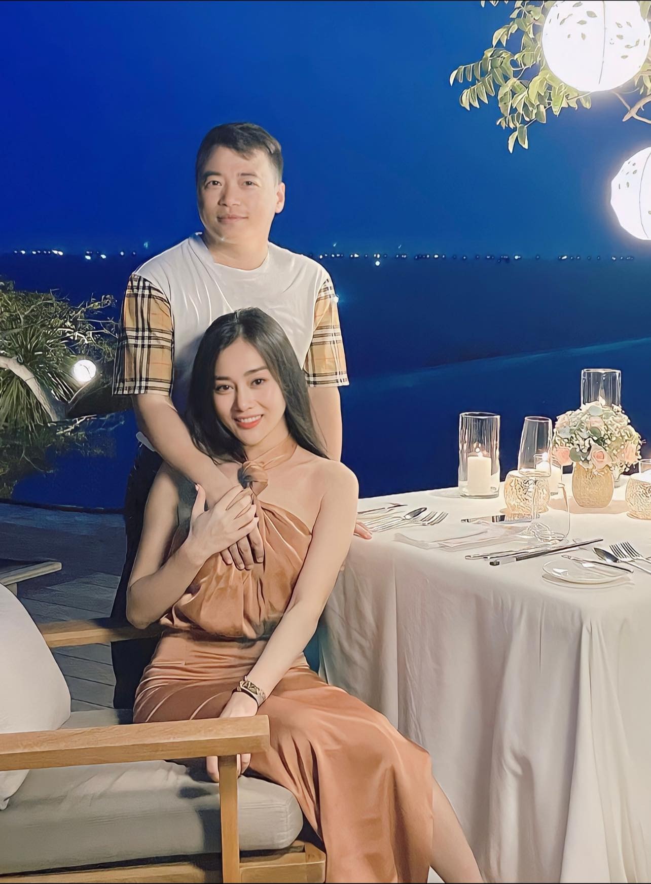 Động thái của Phương Oanh trước 3 ngày chồng bị bắt- Ảnh 2. Động thái của Phương Oanh trước 3 ngày chồng bị bắt- Ảnh 2.