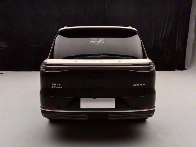 H&atilde;ng xe x&acirc;y nh&agrave; m&aacute;y 20.000 tỷ tại Việt Nam ra mắt mẫu SUV si&ecirc;u tiết kiệm xăng: Chạy full nhi&ecirc;n liệu 1.400 km, gi&aacute; từ 740 triệu đồng- Ảnh 2.