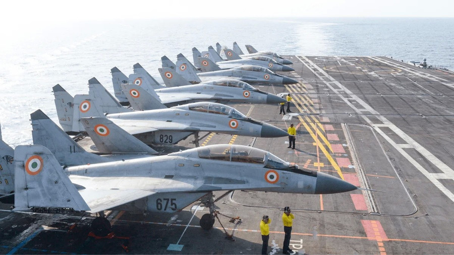 Báo Pháp: 'MiG-29KUB của Hải quân Ấn Độ đang mất khả năng chiến đấu'- Ảnh 1.